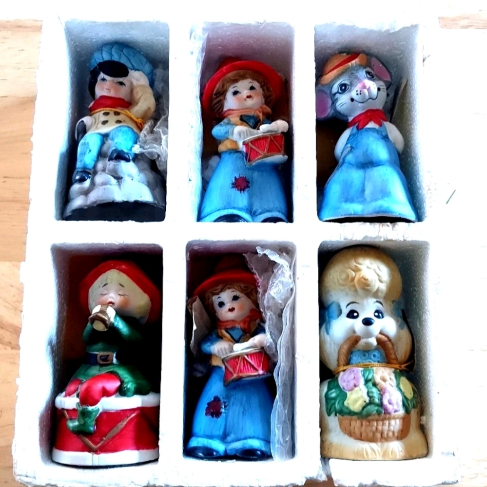 Vintage Jasco Meri Bells Set of 6 Porcelain Figurines 1978 Taiwan Christmas